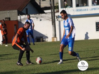 
<a style='margin-left: 5px;' class='btn btn-xs btn-social btn-facebook' href='https://www.facebook.com/sharer/sharer.php?u=https://www.boladovale.com.br/imgs/800-800-90/conteudo/fotos/1873/img6997.jpg' rel='popup' data-width='500' data-height='400'><i class='fa fa-facebook'></i>Compartilhar <span class='hidden-xs'>no Facebook</span>
</a> 
<a class='btn btn-default btn-xs' target='_blank' href='imgs/800-800-90/conteudo/fotos/1873/img6997.jpg'>
<span class='glyphicon glyphicon-cloud-download'></span> Salvar
</a> 
<span></span>