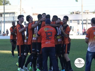 
<a style='margin-left: 5px;' class='btn btn-xs btn-social btn-facebook' href='https://www.facebook.com/sharer/sharer.php?u=https://www.boladovale.com.br/imgs/800-800-90/conteudo/fotos/1873/img7042.jpg' rel='popup' data-width='500' data-height='400'><i class='fa fa-facebook'></i>Compartilhar <span class='hidden-xs'>no Facebook</span>
</a> 
<a class='btn btn-default btn-xs' target='_blank' href='imgs/800-800-90/conteudo/fotos/1873/img7042.jpg'>
<span class='glyphicon glyphicon-cloud-download'></span> Salvar
</a> 
<span></span>