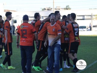 
<a style='margin-left: 5px;' class='btn btn-xs btn-social btn-facebook' href='https://www.facebook.com/sharer/sharer.php?u=https://www.boladovale.com.br/imgs/800-800-90/conteudo/fotos/1873/img7044.jpg' rel='popup' data-width='500' data-height='400'><i class='fa fa-facebook'></i>Compartilhar <span class='hidden-xs'>no Facebook</span>
</a> 
<a class='btn btn-default btn-xs' target='_blank' href='imgs/800-800-90/conteudo/fotos/1873/img7044.jpg'>
<span class='glyphicon glyphicon-cloud-download'></span> Salvar
</a> 
<span></span>