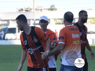 
<a style='margin-left: 5px;' class='btn btn-xs btn-social btn-facebook' href='https://www.facebook.com/sharer/sharer.php?u=https://www.boladovale.com.br/imgs/800-800-90/conteudo/fotos/1873/img7054.jpg' rel='popup' data-width='500' data-height='400'><i class='fa fa-facebook'></i>Compartilhar <span class='hidden-xs'>no Facebook</span>
</a> 
<a class='btn btn-default btn-xs' target='_blank' href='imgs/800-800-90/conteudo/fotos/1873/img7054.jpg'>
<span class='glyphicon glyphicon-cloud-download'></span> Salvar
</a> 
<span></span>