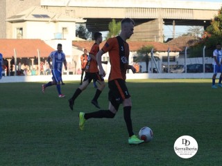 
<a style='margin-left: 5px;' class='btn btn-xs btn-social btn-facebook' href='https://www.facebook.com/sharer/sharer.php?u=https://www.boladovale.com.br/imgs/800-800-90/conteudo/fotos/1873/img7082.jpg' rel='popup' data-width='500' data-height='400'><i class='fa fa-facebook'></i>Compartilhar <span class='hidden-xs'>no Facebook</span>
</a> 
<a class='btn btn-default btn-xs' target='_blank' href='imgs/800-800-90/conteudo/fotos/1873/img7082.jpg'>
<span class='glyphicon glyphicon-cloud-download'></span> Salvar
</a> 
<span></span>