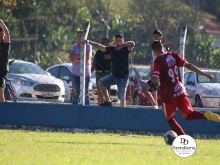 
<a style='margin-left: 5px;' class='btn btn-xs btn-social btn-facebook' href='https://www.facebook.com/sharer/sharer.php?u=https://www.boladovale.com.br/imgs/800-800-90/conteudo/fotos/1874/img7205.jpg' rel='popup' data-width='500' data-height='400'><i class='fa fa-facebook'></i>Compartilhar <span class='hidden-xs'>no Facebook</span>
</a> 
<a class='btn btn-default btn-xs' target='_blank' href='imgs/800-800-90/conteudo/fotos/1874/img7205.jpg'>
<span class='glyphicon glyphicon-cloud-download'></span> Salvar
</a> 
<span></span>
