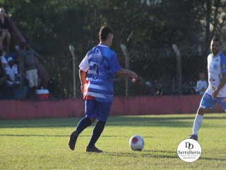 
<a style='margin-left: 5px;' class='btn btn-xs btn-social btn-facebook' href='https://www.facebook.com/sharer/sharer.php?u=https://www.boladovale.com.br/imgs/800-800-90/conteudo/fotos/1875/img5281.jpg' rel='popup' data-width='500' data-height='400'><i class='fa fa-facebook'></i>Compartilhar <span class='hidden-xs'>no Facebook</span>
</a> 
<a class='btn btn-default btn-xs' target='_blank' href='imgs/800-800-90/conteudo/fotos/1875/img5281.jpg'>
<span class='glyphicon glyphicon-cloud-download'></span> Salvar
</a> 
<span></span>