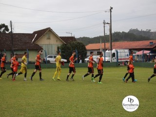 
<a style='margin-left: 5px;' class='btn btn-xs btn-social btn-facebook' href='https://www.facebook.com/sharer/sharer.php?u=https://www.boladovale.com.br/imgs/800-800-90/conteudo/fotos/1876/img7495.jpg' rel='popup' data-width='500' data-height='400'><i class='fa fa-facebook'></i>Compartilhar <span class='hidden-xs'>no Facebook</span>
</a> 
<a class='btn btn-default btn-xs' target='_blank' href='imgs/800-800-90/conteudo/fotos/1876/img7495.jpg'>
<span class='glyphicon glyphicon-cloud-download'></span> Salvar
</a> 
<span></span>