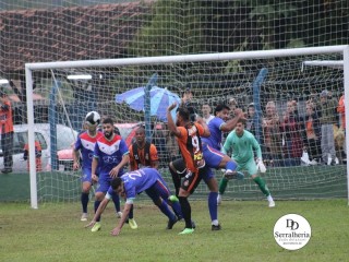 
<a style='margin-left: 5px;' class='btn btn-xs btn-social btn-facebook' href='https://www.facebook.com/sharer/sharer.php?u=https://www.boladovale.com.br/imgs/800-800-90/conteudo/fotos/1876/img7673.jpg' rel='popup' data-width='500' data-height='400'><i class='fa fa-facebook'></i>Compartilhar <span class='hidden-xs'>no Facebook</span>
</a> 
<a class='btn btn-default btn-xs' target='_blank' href='imgs/800-800-90/conteudo/fotos/1876/img7673.jpg'>
<span class='glyphicon glyphicon-cloud-download'></span> Salvar
</a> 
<span></span>