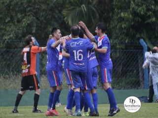 
<a style='margin-left: 5px;' class='btn btn-xs btn-social btn-facebook' href='https://www.facebook.com/sharer/sharer.php?u=https://www.boladovale.com.br/imgs/800-800-90/conteudo/fotos/1876/img7700.jpg' rel='popup' data-width='500' data-height='400'><i class='fa fa-facebook'></i>Compartilhar <span class='hidden-xs'>no Facebook</span>
</a> 
<a class='btn btn-default btn-xs' target='_blank' href='imgs/800-800-90/conteudo/fotos/1876/img7700.jpg'>
<span class='glyphicon glyphicon-cloud-download'></span> Salvar
</a> 
<span></span>