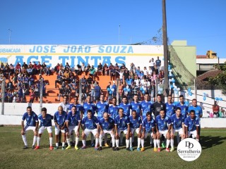 
<a style='margin-left: 5px;' class='btn btn-xs btn-social btn-facebook' href='https://www.facebook.com/sharer/sharer.php?u=https://www.boladovale.com.br/imgs/800-800-90/conteudo/fotos/1877/img8143.jpg' rel='popup' data-width='500' data-height='400'><i class='fa fa-facebook'></i>Compartilhar <span class='hidden-xs'>no Facebook</span>
</a> 
<a class='btn btn-default btn-xs' target='_blank' href='imgs/800-800-90/conteudo/fotos/1877/img8143.jpg'>
<span class='glyphicon glyphicon-cloud-download'></span> Salvar
</a> 
<span></span>