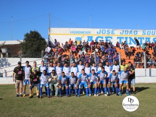 
<a style='margin-left: 5px;' class='btn btn-xs btn-social btn-facebook' href='https://www.facebook.com/sharer/sharer.php?u=https://www.boladovale.com.br/imgs/800-800-90/conteudo/fotos/1877/img8157.jpg' rel='popup' data-width='500' data-height='400'><i class='fa fa-facebook'></i>Compartilhar <span class='hidden-xs'>no Facebook</span>
</a> 
<a class='btn btn-default btn-xs' target='_blank' href='imgs/800-800-90/conteudo/fotos/1877/img8157.jpg'>
<span class='glyphicon glyphicon-cloud-download'></span> Salvar
</a> 
<span></span>