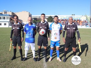 
<a style='margin-left: 5px;' class='btn btn-xs btn-social btn-facebook' href='https://www.facebook.com/sharer/sharer.php?u=https://www.boladovale.com.br/imgs/800-800-90/conteudo/fotos/1877/img8160.jpg' rel='popup' data-width='500' data-height='400'><i class='fa fa-facebook'></i>Compartilhar <span class='hidden-xs'>no Facebook</span>
</a> 
<a class='btn btn-default btn-xs' target='_blank' href='imgs/800-800-90/conteudo/fotos/1877/img8160.jpg'>
<span class='glyphicon glyphicon-cloud-download'></span> Salvar
</a> 
<span></span>