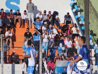 
<a style='margin-left: 5px;' class='btn btn-xs btn-social btn-facebook' href='https://www.facebook.com/sharer/sharer.php?u=https://www.boladovale.com.br/imgs/800-800-90/conteudo/fotos/1877/img8219.jpg' rel='popup' data-width='500' data-height='400'><i class='fa fa-facebook'></i>Compartilhar <span class='hidden-xs'>no Facebook</span>
</a> 
<a class='btn btn-default btn-xs' target='_blank' href='imgs/800-800-90/conteudo/fotos/1877/img8219.jpg'>
<span class='glyphicon glyphicon-cloud-download'></span> Salvar
</a> 
<span></span>
