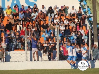 
<a style='margin-left: 5px;' class='btn btn-xs btn-social btn-facebook' href='https://www.facebook.com/sharer/sharer.php?u=https://www.boladovale.com.br/imgs/800-800-90/conteudo/fotos/1877/img8300.jpg' rel='popup' data-width='500' data-height='400'><i class='fa fa-facebook'></i>Compartilhar <span class='hidden-xs'>no Facebook</span>
</a> 
<a class='btn btn-default btn-xs' target='_blank' href='imgs/800-800-90/conteudo/fotos/1877/img8300.jpg'>
<span class='glyphicon glyphicon-cloud-download'></span> Salvar
</a> 
<span></span>