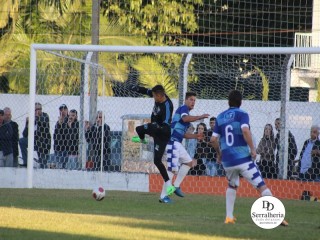 
<a style='margin-left: 5px;' class='btn btn-xs btn-social btn-facebook' href='https://www.facebook.com/sharer/sharer.php?u=https://www.boladovale.com.br/imgs/800-800-90/conteudo/fotos/1877/img8309.jpg' rel='popup' data-width='500' data-height='400'><i class='fa fa-facebook'></i>Compartilhar <span class='hidden-xs'>no Facebook</span>
</a> 
<a class='btn btn-default btn-xs' target='_blank' href='imgs/800-800-90/conteudo/fotos/1877/img8309.jpg'>
<span class='glyphicon glyphicon-cloud-download'></span> Salvar
</a> 
<span></span>