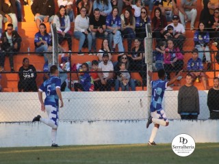 
<a style='margin-left: 5px;' class='btn btn-xs btn-social btn-facebook' href='https://www.facebook.com/sharer/sharer.php?u=https://www.boladovale.com.br/imgs/800-800-90/conteudo/fotos/1877/img8348.jpg' rel='popup' data-width='500' data-height='400'><i class='fa fa-facebook'></i>Compartilhar <span class='hidden-xs'>no Facebook</span>
</a> 
<a class='btn btn-default btn-xs' target='_blank' href='imgs/800-800-90/conteudo/fotos/1877/img8348.jpg'>
<span class='glyphicon glyphicon-cloud-download'></span> Salvar
</a> 
<span></span>