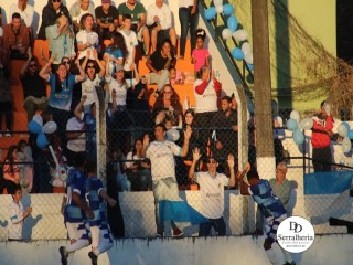 
<a style='margin-left: 5px;' class='btn btn-xs btn-social btn-facebook' href='https://www.facebook.com/sharer/sharer.php?u=https://www.boladovale.com.br/imgs/800-800-90/conteudo/fotos/1877/img8351.jpg' rel='popup' data-width='500' data-height='400'><i class='fa fa-facebook'></i>Compartilhar <span class='hidden-xs'>no Facebook</span>
</a> 
<a class='btn btn-default btn-xs' target='_blank' href='imgs/800-800-90/conteudo/fotos/1877/img8351.jpg'>
<span class='glyphicon glyphicon-cloud-download'></span> Salvar
</a> 
<span></span>