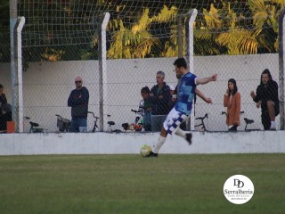 
<a style='margin-left: 5px;' class='btn btn-xs btn-social btn-facebook' href='https://www.facebook.com/sharer/sharer.php?u=https://www.boladovale.com.br/imgs/800-800-90/conteudo/fotos/1877/img8355.jpg' rel='popup' data-width='500' data-height='400'><i class='fa fa-facebook'></i>Compartilhar <span class='hidden-xs'>no Facebook</span>
</a> 
<a class='btn btn-default btn-xs' target='_blank' href='imgs/800-800-90/conteudo/fotos/1877/img8355.jpg'>
<span class='glyphicon glyphicon-cloud-download'></span> Salvar
</a> 
<span></span>