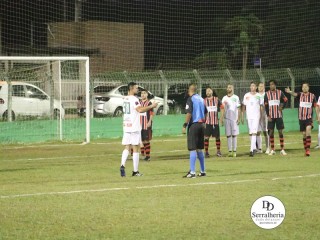 
<a style='margin-left: 5px;' class='btn btn-xs btn-social btn-facebook' href='https://www.facebook.com/sharer/sharer.php?u=https://www.boladovale.com.br/imgs/800-800-90/conteudo/fotos/1879/img8460.jpg' rel='popup' data-width='500' data-height='400'><i class='fa fa-facebook'></i>Compartilhar <span class='hidden-xs'>no Facebook</span>
</a> 
<a class='btn btn-default btn-xs' target='_blank' href='imgs/800-800-90/conteudo/fotos/1879/img8460.jpg'>
<span class='glyphicon glyphicon-cloud-download'></span> Salvar
</a> 
<span></span>