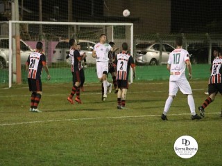 
<a style='margin-left: 5px;' class='btn btn-xs btn-social btn-facebook' href='https://www.facebook.com/sharer/sharer.php?u=https://www.boladovale.com.br/imgs/800-800-90/conteudo/fotos/1879/img8468.jpg' rel='popup' data-width='500' data-height='400'><i class='fa fa-facebook'></i>Compartilhar <span class='hidden-xs'>no Facebook</span>
</a> 
<a class='btn btn-default btn-xs' target='_blank' href='imgs/800-800-90/conteudo/fotos/1879/img8468.jpg'>
<span class='glyphicon glyphicon-cloud-download'></span> Salvar
</a> 
<span></span>