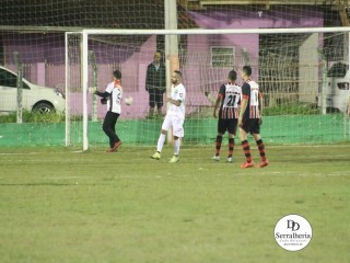 
<a style='margin-left: 5px;' class='btn btn-xs btn-social btn-facebook' href='https://www.facebook.com/sharer/sharer.php?u=https://www.boladovale.com.br/imgs/800-800-90/conteudo/fotos/1879/img8493.jpg' rel='popup' data-width='500' data-height='400'><i class='fa fa-facebook'></i>Compartilhar <span class='hidden-xs'>no Facebook</span>
</a> 
<a class='btn btn-default btn-xs' target='_blank' href='imgs/800-800-90/conteudo/fotos/1879/img8493.jpg'>
<span class='glyphicon glyphicon-cloud-download'></span> Salvar
</a> 
<span></span>