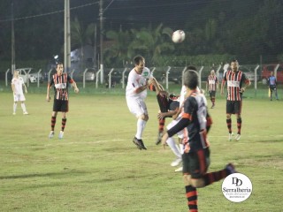 
<a style='margin-left: 5px;' class='btn btn-xs btn-social btn-facebook' href='https://www.facebook.com/sharer/sharer.php?u=https://www.boladovale.com.br/imgs/800-800-90/conteudo/fotos/1879/img8503.jpg' rel='popup' data-width='500' data-height='400'><i class='fa fa-facebook'></i>Compartilhar <span class='hidden-xs'>no Facebook</span>
</a> 
<a class='btn btn-default btn-xs' target='_blank' href='imgs/800-800-90/conteudo/fotos/1879/img8503.jpg'>
<span class='glyphicon glyphicon-cloud-download'></span> Salvar
</a> 
<span></span>