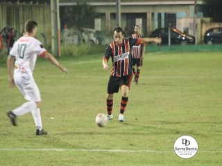 
<a style='margin-left: 5px;' class='btn btn-xs btn-social btn-facebook' href='https://www.facebook.com/sharer/sharer.php?u=https://www.boladovale.com.br/imgs/800-800-90/conteudo/fotos/1879/img8559.jpg' rel='popup' data-width='500' data-height='400'><i class='fa fa-facebook'></i>Compartilhar <span class='hidden-xs'>no Facebook</span>
</a> 
<a class='btn btn-default btn-xs' target='_blank' href='imgs/800-800-90/conteudo/fotos/1879/img8559.jpg'>
<span class='glyphicon glyphicon-cloud-download'></span> Salvar
</a> 
<span></span>