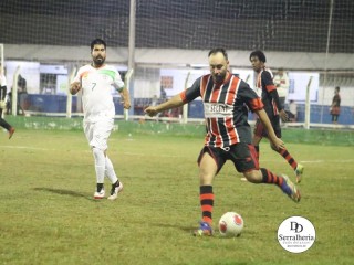 
<a style='margin-left: 5px;' class='btn btn-xs btn-social btn-facebook' href='https://www.facebook.com/sharer/sharer.php?u=https://www.boladovale.com.br/imgs/800-800-90/conteudo/fotos/1879/img8574.jpg' rel='popup' data-width='500' data-height='400'><i class='fa fa-facebook'></i>Compartilhar <span class='hidden-xs'>no Facebook</span>
</a> 
<a class='btn btn-default btn-xs' target='_blank' href='imgs/800-800-90/conteudo/fotos/1879/img8574.jpg'>
<span class='glyphicon glyphicon-cloud-download'></span> Salvar
</a> 
<span></span>