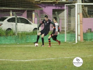 
<a style='margin-left: 5px;' class='btn btn-xs btn-social btn-facebook' href='https://www.facebook.com/sharer/sharer.php?u=https://www.boladovale.com.br/imgs/800-800-90/conteudo/fotos/1879/img8594.jpg' rel='popup' data-width='500' data-height='400'><i class='fa fa-facebook'></i>Compartilhar <span class='hidden-xs'>no Facebook</span>
</a> 
<a class='btn btn-default btn-xs' target='_blank' href='imgs/800-800-90/conteudo/fotos/1879/img8594.jpg'>
<span class='glyphicon glyphicon-cloud-download'></span> Salvar
</a> 
<span></span>