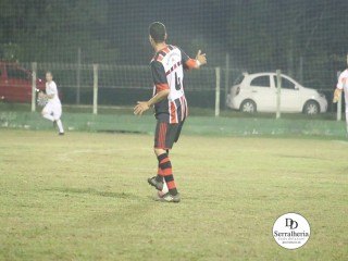 
<a style='margin-left: 5px;' class='btn btn-xs btn-social btn-facebook' href='https://www.facebook.com/sharer/sharer.php?u=https://www.boladovale.com.br/imgs/800-800-90/conteudo/fotos/1879/img8616.jpg' rel='popup' data-width='500' data-height='400'><i class='fa fa-facebook'></i>Compartilhar <span class='hidden-xs'>no Facebook</span>
</a> 
<a class='btn btn-default btn-xs' target='_blank' href='imgs/800-800-90/conteudo/fotos/1879/img8616.jpg'>
<span class='glyphicon glyphicon-cloud-download'></span> Salvar
</a> 
<span></span>