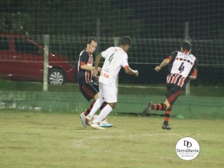 
<a style='margin-left: 5px;' class='btn btn-xs btn-social btn-facebook' href='https://www.facebook.com/sharer/sharer.php?u=https://www.boladovale.com.br/imgs/800-800-90/conteudo/fotos/1879/img8635.jpg' rel='popup' data-width='500' data-height='400'><i class='fa fa-facebook'></i>Compartilhar <span class='hidden-xs'>no Facebook</span>
</a> 
<a class='btn btn-default btn-xs' target='_blank' href='imgs/800-800-90/conteudo/fotos/1879/img8635.jpg'>
<span class='glyphicon glyphicon-cloud-download'></span> Salvar
</a> 
<span></span>