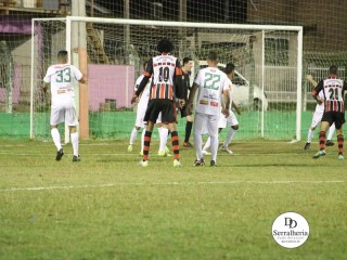 
<a style='margin-left: 5px;' class='btn btn-xs btn-social btn-facebook' href='https://www.facebook.com/sharer/sharer.php?u=https://www.boladovale.com.br/imgs/800-800-90/conteudo/fotos/1879/img8664.jpg' rel='popup' data-width='500' data-height='400'><i class='fa fa-facebook'></i>Compartilhar <span class='hidden-xs'>no Facebook</span>
</a> 
<a class='btn btn-default btn-xs' target='_blank' href='imgs/800-800-90/conteudo/fotos/1879/img8664.jpg'>
<span class='glyphicon glyphicon-cloud-download'></span> Salvar
</a> 
<span></span>