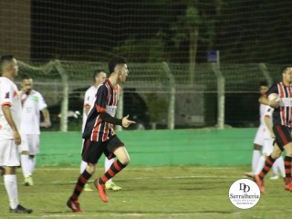 
<a style='margin-left: 5px;' class='btn btn-xs btn-social btn-facebook' href='https://www.facebook.com/sharer/sharer.php?u=https://www.boladovale.com.br/imgs/800-800-90/conteudo/fotos/1879/img8672.jpg' rel='popup' data-width='500' data-height='400'><i class='fa fa-facebook'></i>Compartilhar <span class='hidden-xs'>no Facebook</span>
</a> 
<a class='btn btn-default btn-xs' target='_blank' href='imgs/800-800-90/conteudo/fotos/1879/img8672.jpg'>
<span class='glyphicon glyphicon-cloud-download'></span> Salvar
</a> 
<span></span>