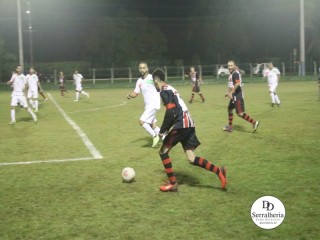 
<a style='margin-left: 5px;' class='btn btn-xs btn-social btn-facebook' href='https://www.facebook.com/sharer/sharer.php?u=https://www.boladovale.com.br/imgs/800-800-90/conteudo/fotos/1879/img8703.jpg' rel='popup' data-width='500' data-height='400'><i class='fa fa-facebook'></i>Compartilhar <span class='hidden-xs'>no Facebook</span>
</a> 
<a class='btn btn-default btn-xs' target='_blank' href='imgs/800-800-90/conteudo/fotos/1879/img8703.jpg'>
<span class='glyphicon glyphicon-cloud-download'></span> Salvar
</a> 
<span></span>