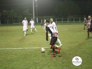 
<a style='margin-left: 5px;' class='btn btn-xs btn-social btn-facebook' href='https://www.facebook.com/sharer/sharer.php?u=https://www.boladovale.com.br/imgs/800-800-90/conteudo/fotos/1879/img8704.jpg' rel='popup' data-width='500' data-height='400'><i class='fa fa-facebook'></i>Compartilhar <span class='hidden-xs'>no Facebook</span>
</a> 
<a class='btn btn-default btn-xs' target='_blank' href='imgs/800-800-90/conteudo/fotos/1879/img8704.jpg'>
<span class='glyphicon glyphicon-cloud-download'></span> Salvar
</a> 
<span></span>