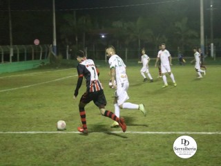 
<a style='margin-left: 5px;' class='btn btn-xs btn-social btn-facebook' href='https://www.facebook.com/sharer/sharer.php?u=https://www.boladovale.com.br/imgs/800-800-90/conteudo/fotos/1879/img8706.jpg' rel='popup' data-width='500' data-height='400'><i class='fa fa-facebook'></i>Compartilhar <span class='hidden-xs'>no Facebook</span>
</a> 
<a class='btn btn-default btn-xs' target='_blank' href='imgs/800-800-90/conteudo/fotos/1879/img8706.jpg'>
<span class='glyphicon glyphicon-cloud-download'></span> Salvar
</a> 
<span></span>