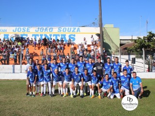 
<a style='margin-left: 5px;' class='btn btn-xs btn-social btn-facebook' href='https://www.facebook.com/sharer/sharer.php?u=https://www.boladovale.com.br/imgs/800-800-90/conteudo/fotos/1880/img8853.jpg' rel='popup' data-width='500' data-height='400'><i class='fa fa-facebook'></i>Compartilhar <span class='hidden-xs'>no Facebook</span>
</a> 
<a class='btn btn-default btn-xs' target='_blank' href='imgs/800-800-90/conteudo/fotos/1880/img8853.jpg'>
<span class='glyphicon glyphicon-cloud-download'></span> Salvar
</a> 
<span></span>