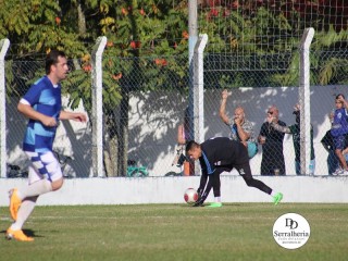 
<a style='margin-left: 5px;' class='btn btn-xs btn-social btn-facebook' href='https://www.facebook.com/sharer/sharer.php?u=https://www.boladovale.com.br/imgs/800-800-90/conteudo/fotos/1880/img8888.jpg' rel='popup' data-width='500' data-height='400'><i class='fa fa-facebook'></i>Compartilhar <span class='hidden-xs'>no Facebook</span>
</a> 
<a class='btn btn-default btn-xs' target='_blank' href='imgs/800-800-90/conteudo/fotos/1880/img8888.jpg'>
<span class='glyphicon glyphicon-cloud-download'></span> Salvar
</a> 
<span></span>