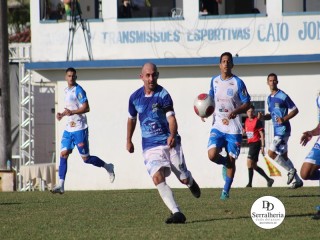 
<a style='margin-left: 5px;' class='btn btn-xs btn-social btn-facebook' href='https://www.facebook.com/sharer/sharer.php?u=https://www.boladovale.com.br/imgs/800-800-90/conteudo/fotos/1880/img8926.jpg' rel='popup' data-width='500' data-height='400'><i class='fa fa-facebook'></i>Compartilhar <span class='hidden-xs'>no Facebook</span>
</a> 
<a class='btn btn-default btn-xs' target='_blank' href='imgs/800-800-90/conteudo/fotos/1880/img8926.jpg'>
<span class='glyphicon glyphicon-cloud-download'></span> Salvar
</a> 
<span></span>