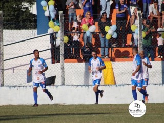 
<a style='margin-left: 5px;' class='btn btn-xs btn-social btn-facebook' href='https://www.facebook.com/sharer/sharer.php?u=https://www.boladovale.com.br/imgs/800-800-90/conteudo/fotos/1880/img8959.jpg' rel='popup' data-width='500' data-height='400'><i class='fa fa-facebook'></i>Compartilhar <span class='hidden-xs'>no Facebook</span>
</a> 
<a class='btn btn-default btn-xs' target='_blank' href='imgs/800-800-90/conteudo/fotos/1880/img8959.jpg'>
<span class='glyphicon glyphicon-cloud-download'></span> Salvar
</a> 
<span></span>