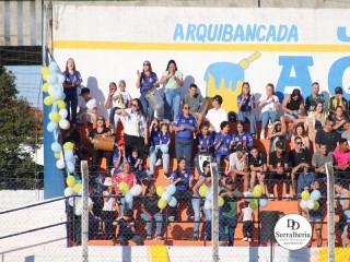 
<a style='margin-left: 5px;' class='btn btn-xs btn-social btn-facebook' href='https://www.facebook.com/sharer/sharer.php?u=https://www.boladovale.com.br/imgs/800-800-90/conteudo/fotos/1880/img8961.jpg' rel='popup' data-width='500' data-height='400'><i class='fa fa-facebook'></i>Compartilhar <span class='hidden-xs'>no Facebook</span>
</a> 
<a class='btn btn-default btn-xs' target='_blank' href='imgs/800-800-90/conteudo/fotos/1880/img8961.jpg'>
<span class='glyphicon glyphicon-cloud-download'></span> Salvar
</a> 
<span></span>