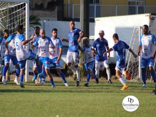 
<a style='margin-left: 5px;' class='btn btn-xs btn-social btn-facebook' href='https://www.facebook.com/sharer/sharer.php?u=https://www.boladovale.com.br/imgs/800-800-90/conteudo/fotos/1880/img8966.jpg' rel='popup' data-width='500' data-height='400'><i class='fa fa-facebook'></i>Compartilhar <span class='hidden-xs'>no Facebook</span>
</a> 
<a class='btn btn-default btn-xs' target='_blank' href='imgs/800-800-90/conteudo/fotos/1880/img8966.jpg'>
<span class='glyphicon glyphicon-cloud-download'></span> Salvar
</a> 
<span></span>