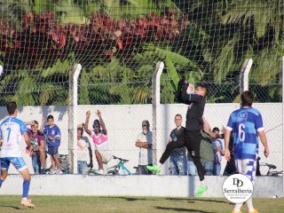 
<a style='margin-left: 5px;' class='btn btn-xs btn-social btn-facebook' href='https://www.facebook.com/sharer/sharer.php?u=https://www.boladovale.com.br/imgs/800-800-90/conteudo/fotos/1880/img8970.jpg' rel='popup' data-width='500' data-height='400'><i class='fa fa-facebook'></i>Compartilhar <span class='hidden-xs'>no Facebook</span>
</a> 
<a class='btn btn-default btn-xs' target='_blank' href='imgs/800-800-90/conteudo/fotos/1880/img8970.jpg'>
<span class='glyphicon glyphicon-cloud-download'></span> Salvar
</a> 
<span></span>