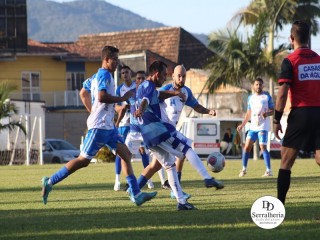 
<a style='margin-left: 5px;' class='btn btn-xs btn-social btn-facebook' href='https://www.facebook.com/sharer/sharer.php?u=https://www.boladovale.com.br/imgs/800-800-90/conteudo/fotos/1880/img8977.jpg' rel='popup' data-width='500' data-height='400'><i class='fa fa-facebook'></i>Compartilhar <span class='hidden-xs'>no Facebook</span>
</a> 
<a class='btn btn-default btn-xs' target='_blank' href='imgs/800-800-90/conteudo/fotos/1880/img8977.jpg'>
<span class='glyphicon glyphicon-cloud-download'></span> Salvar
</a> 
<span></span>