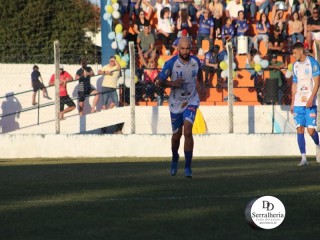 
<a style='margin-left: 5px;' class='btn btn-xs btn-social btn-facebook' href='https://www.facebook.com/sharer/sharer.php?u=https://www.boladovale.com.br/imgs/800-800-90/conteudo/fotos/1880/img9001.jpg' rel='popup' data-width='500' data-height='400'><i class='fa fa-facebook'></i>Compartilhar <span class='hidden-xs'>no Facebook</span>
</a> 
<a class='btn btn-default btn-xs' target='_blank' href='imgs/800-800-90/conteudo/fotos/1880/img9001.jpg'>
<span class='glyphicon glyphicon-cloud-download'></span> Salvar
</a> 
<span></span>