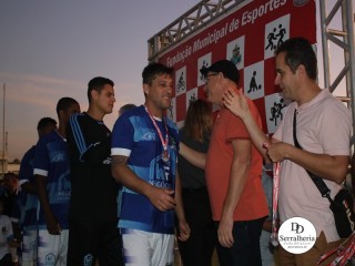 
<a style='margin-left: 5px;' class='btn btn-xs btn-social btn-facebook' href='https://www.facebook.com/sharer/sharer.php?u=https://www.boladovale.com.br/imgs/800-800-90/conteudo/fotos/1881/img9148.jpg' rel='popup' data-width='500' data-height='400'><i class='fa fa-facebook'></i>Compartilhar <span class='hidden-xs'>no Facebook</span>
</a> 
<a class='btn btn-default btn-xs' target='_blank' href='imgs/800-800-90/conteudo/fotos/1881/img9148.jpg'>
<span class='glyphicon glyphicon-cloud-download'></span> Salvar
</a> 
<span></span>