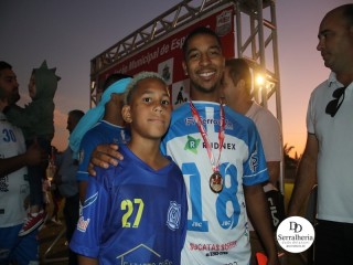 
<a style='margin-left: 5px;' class='btn btn-xs btn-social btn-facebook' href='https://www.facebook.com/sharer/sharer.php?u=https://www.boladovale.com.br/imgs/800-800-90/conteudo/fotos/1881/img9182.jpg' rel='popup' data-width='500' data-height='400'><i class='fa fa-facebook'></i>Compartilhar <span class='hidden-xs'>no Facebook</span>
</a> 
<a class='btn btn-default btn-xs' target='_blank' href='imgs/800-800-90/conteudo/fotos/1881/img9182.jpg'>
<span class='glyphicon glyphicon-cloud-download'></span> Salvar
</a> 
<span></span>