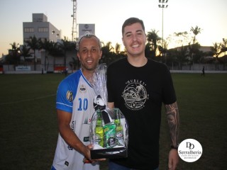 
<a style='margin-left: 5px;' class='btn btn-xs btn-social btn-facebook' href='https://www.facebook.com/sharer/sharer.php?u=https://www.boladovale.com.br/imgs/800-800-90/conteudo/fotos/1881/img9214-6.jpg' rel='popup' data-width='500' data-height='400'><i class='fa fa-facebook'></i>Compartilhar <span class='hidden-xs'>no Facebook</span>
</a> 
<a class='btn btn-default btn-xs' target='_blank' href='imgs/800-800-90/conteudo/fotos/1881/img9214-6.jpg'>
<span class='glyphicon glyphicon-cloud-download'></span> Salvar
</a> 
<span></span>