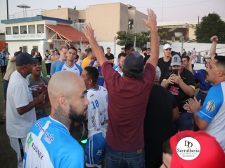 
<a style='margin-left: 5px;' class='btn btn-xs btn-social btn-facebook' href='https://www.facebook.com/sharer/sharer.php?u=https://www.boladovale.com.br/imgs/800-800-90/conteudo/fotos/1881/img9214-8.jpg' rel='popup' data-width='500' data-height='400'><i class='fa fa-facebook'></i>Compartilhar <span class='hidden-xs'>no Facebook</span>
</a> 
<a class='btn btn-default btn-xs' target='_blank' href='imgs/800-800-90/conteudo/fotos/1881/img9214-8.jpg'>
<span class='glyphicon glyphicon-cloud-download'></span> Salvar
</a> 
<span></span>