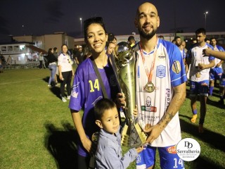 
<a style='margin-left: 5px;' class='btn btn-xs btn-social btn-facebook' href='https://www.facebook.com/sharer/sharer.php?u=https://www.boladovale.com.br/imgs/800-800-90/conteudo/fotos/1881/img9234.jpg' rel='popup' data-width='500' data-height='400'><i class='fa fa-facebook'></i>Compartilhar <span class='hidden-xs'>no Facebook</span>
</a> 
<a class='btn btn-default btn-xs' target='_blank' href='imgs/800-800-90/conteudo/fotos/1881/img9234.jpg'>
<span class='glyphicon glyphicon-cloud-download'></span> Salvar
</a> 
<span></span>