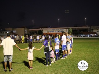 
<a style='margin-left: 5px;' class='btn btn-xs btn-social btn-facebook' href='https://www.facebook.com/sharer/sharer.php?u=https://www.boladovale.com.br/imgs/800-800-90/conteudo/fotos/1881/img9244.jpg' rel='popup' data-width='500' data-height='400'><i class='fa fa-facebook'></i>Compartilhar <span class='hidden-xs'>no Facebook</span>
</a> 
<a class='btn btn-default btn-xs' target='_blank' href='imgs/800-800-90/conteudo/fotos/1881/img9244.jpg'>
<span class='glyphicon glyphicon-cloud-download'></span> Salvar
</a> 
<span></span>