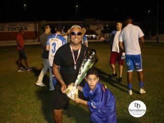 
<a style='margin-left: 5px;' class='btn btn-xs btn-social btn-facebook' href='https://www.facebook.com/sharer/sharer.php?u=https://www.boladovale.com.br/imgs/800-800-90/conteudo/fotos/1881/img9304.jpg' rel='popup' data-width='500' data-height='400'><i class='fa fa-facebook'></i>Compartilhar <span class='hidden-xs'>no Facebook</span>
</a> 
<a class='btn btn-default btn-xs' target='_blank' href='imgs/800-800-90/conteudo/fotos/1881/img9304.jpg'>
<span class='glyphicon glyphicon-cloud-download'></span> Salvar
</a> 
<span></span>