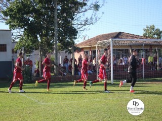 
<a style='margin-left: 5px;' class='btn btn-xs btn-social btn-facebook' href='https://www.facebook.com/sharer/sharer.php?u=https://www.boladovale.com.br/imgs/800-800-90/conteudo/fotos/1882/img9346.jpg' rel='popup' data-width='500' data-height='400'><i class='fa fa-facebook'></i>Compartilhar <span class='hidden-xs'>no Facebook</span>
</a> 
<a class='btn btn-default btn-xs' target='_blank' href='imgs/800-800-90/conteudo/fotos/1882/img9346.jpg'>
<span class='glyphicon glyphicon-cloud-download'></span> Salvar
</a> 
<span></span>